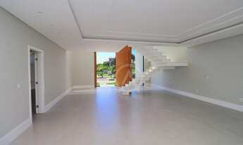 Imagem 7: Maravilhosa casa triplex com projeto contemporâneo de luxo localizada no condomínio Alphav