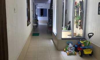 Imagem 2: Casa para venda possui 302 metros quadrados com 6 quartos em Grageru - Aracaju