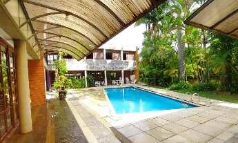 Imagem 2: Casa de condomínio p/ venda com 800 m² e 1.120 m² de terreno c/ 5 quartos