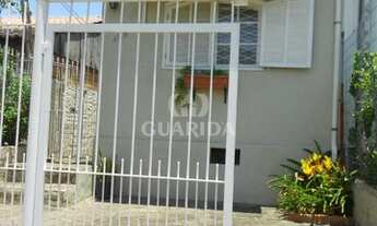 Imagem 2: Casa para comprar no bairro Nonoai - Porto Alegre com 4 quartos