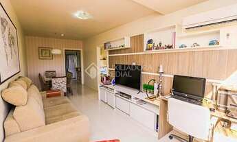 Imagem: Apartamento impecável, living com sacada