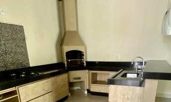 Imagem 2: Excelente casa térrea, em condomínio fechado, riquíssimo em armários, acabamento de alto p