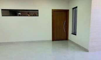 Imagem 2: Casa recém construída 152m de construção