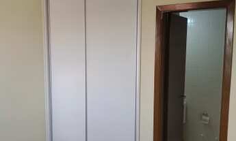 Imagem 5: Apto aluguel 47 m2. Centro. Suíte, armário planejado. Sala, coz. planejada e wc com box