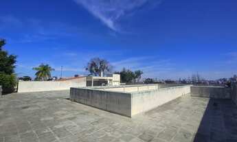 Imagem 4: CASA COMERCIAL Casa com 5 dormitórios