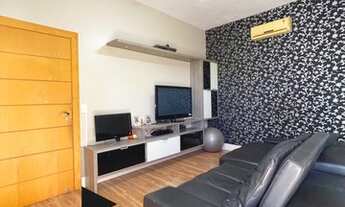 Imagem 6: Casa de condomínio sobrado para venda possui 404 metros quadrados com 4 quartos