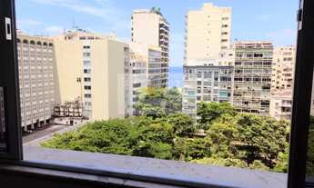 Imagem 5: Copacabana - 44m² - frente - andar alto - sol da manhã - sala - quarto vista livre com arm