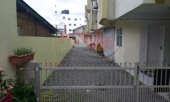 Imagem: Sobrado no bairro Santa regina em Camboriú