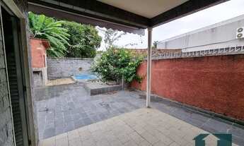 Imagem: Casa Linear em amplo terreno c/ área gourmet