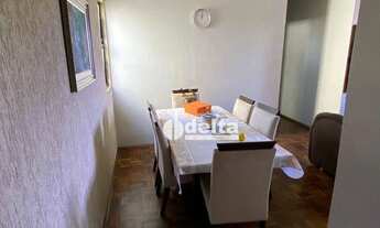 Imagem 2: Apartamento com 3 dormitórios à venda, 79 m² por R$ 210.000,00 - Marta Helena - Uberlândia