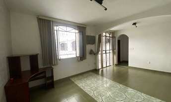 Imagem 2: Casa para venda possui 90 metros quadrados com 3 quartos em Pernambués - Salvador - BA