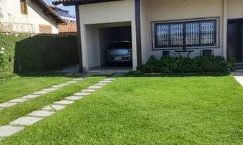 Imagem 4: Imóvel em frente a praia do abricó