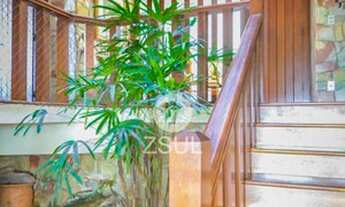 Imagem 7: Casa no condomínio a venda, 525 m2 com 4 amplos quartos