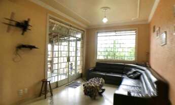 Imagem 4: Casa com 3 dormitórios à venda por R$ 800.000 - Serrano - Belo Horizonte/MG