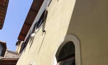 Imagem 2: BELO SOBRADO NA PARTE PLANA DO JARDIM SUL