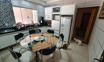 Imagem 3: Casa para Venda em Bauru, Parque Vista Alegre, 3 dormitórios, 3 suítes, 4 banheiros, 3 vag