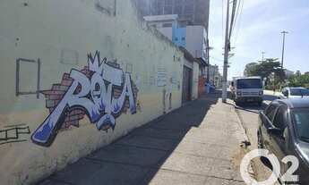 Imagem: Área de 900m², com 22m de frente para