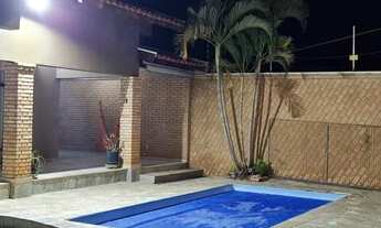 Imagem 6: Casa para venda possui 255 metros quadrados com 3 quartos