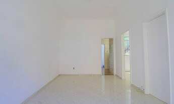 Imagem 2: Vila Isabel - R. Barão de Cotegipe - Casa de Vila - 02 Quartos