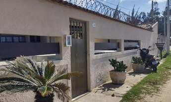 Imagem: Imóvel em frente a praia do abricó