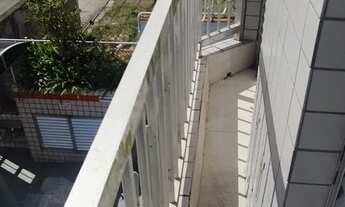 Imagem 6: Apartamento 70m² com 2 quartos 1 vaga, 2 sacadas Frente Rua,1°andar Caiçara, 200 mil