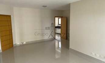 Imagem 5: Apartamento para aluguel possui 157 metros quadrados com 4 quartos