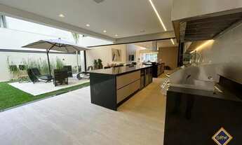 Imagem 6: Linda casa com piscina à venda na Riviera de São Lourenço