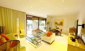 Imagem 1: Arpoador, Prédio Imponente, Posto 6, Morro Dois Irmãos