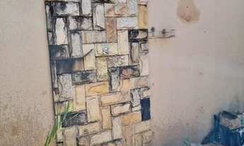 Imagem 2: Casa para venda tem 220 metros quadrados com 3 quartos em Vila Rosa - Goiânia - GO