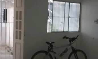 Imagem 3: Aluguel em galeria Agua e Luz inclusa