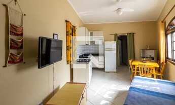 Imagem 4: Casa para Aluguel - Vilamar, 2 Quartos, 60 m2