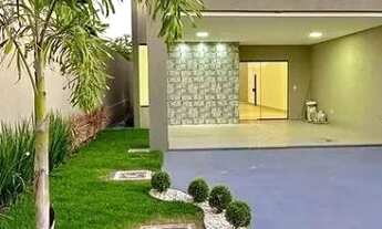 Imagem: Casa com piscina e jardim