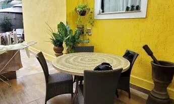 Imagem 3: Casa de condomínio sobrado para aluguel tem 155 metros quadrados com 4 quartos