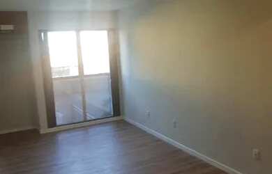 Imagem 5: Lindo apartamento reformado de 01 quarto em excelente localização em Coqueiros