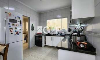 Imagem 4: Casa a venda no Swiss Park