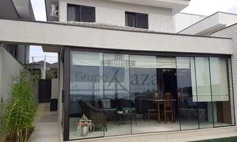 Imagem: Casa a Venda, 270m² de Terreno, Construção