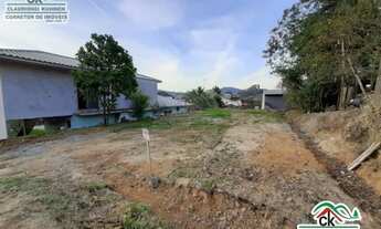 Imagem 6: Terreno no Centro de Águas Mornas próximo à Prefeitura