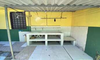 Imagem 3: Casa com 4 dormitórios para alugar por R$ 2.000,00/mês - Lagoa Redonda - Fortaleza/CE