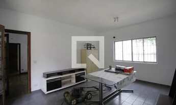 Imagem 7: Casa para Aluguel - Jardim Astro, 2 Quartos, 750 m2