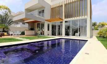 Imagem 1: Casa para Venda em Cotia, Granja Viana, 5 dormitórios, 5 suítes, 7 banheiros, 8 vagas