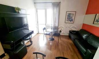 Imagem 2: Apartamento mobiliado com vaga de garagem no renomado Crillon disponível locação