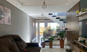 Imagem: CASA TRIPLEX COM 03 QUARTOS SENDO 01 SUÍTE