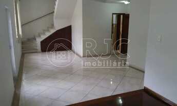 Imagem 3: Imóvel para venda possui 270 metros quadrados com 5 quartos em Andaraí - Rio de Janeiro