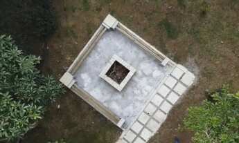 Imagem 7: Chácara em condomínio fechado com casa moderna em meio à natureza