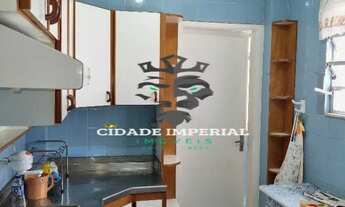 Imagem 4: Alugo apto mobiliado com 2 quartos e garagem no Centro de Petropolis