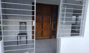 Imagem 5: VENDO OU ALUGO ÓTIMA CASA NO CATAMARÃ, 3 QUARTOS, 1 SUITE, SALA EM L, TERRAÇO, GARAGEM P