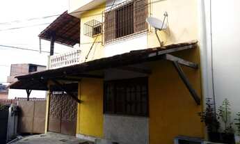 Imagem 3: Lindo Triplex localizado na rua da igreja Nova Vida, no coração do Colubandê, 3 quartos