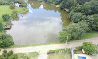 Imagem 3: Chácara em condomínio fechado com casa moderna em meio à natureza