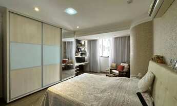 Imagem 2: Imóvel para venda tem 237 metros quadrados com 4 quartos em Nova Suiça - Goiânia - GO