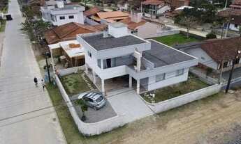 Imagem: Casa por diária a 100 mts da Praia do Ervino